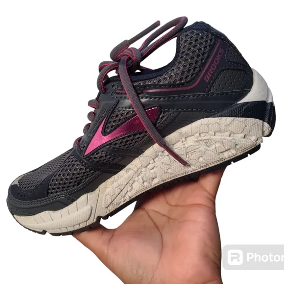 Women's Brooks Addiction 12 Grey 2A Narrow 120188 2A 463 Ombreblue Size 5 New