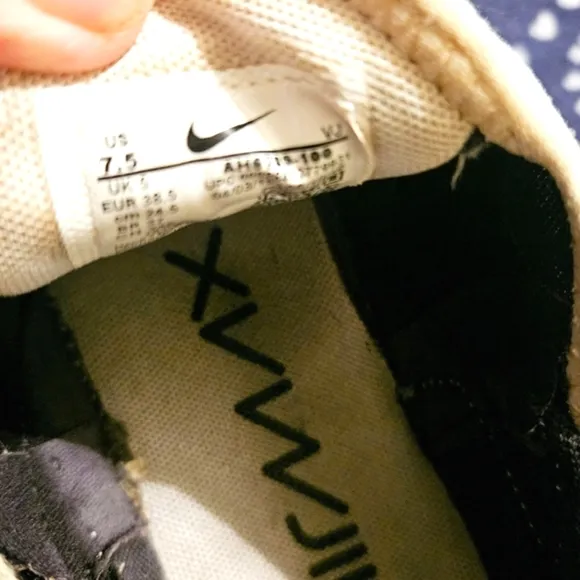 Women's Nike Air Max 270 Running Shoes