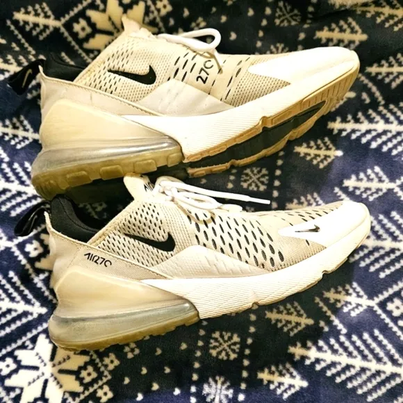 Women's Nike Air Max 270 Running Shoes
