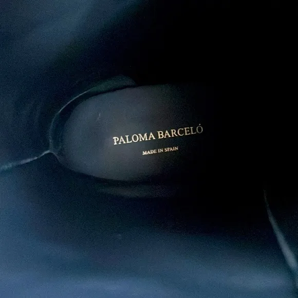 WOMENS PALOMA BARCELO ARMY  GREEN LEATHER COMBAT BOOTS - 9 - NEW !