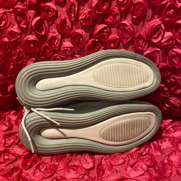 Women's Shoe Nike Air Max 720
