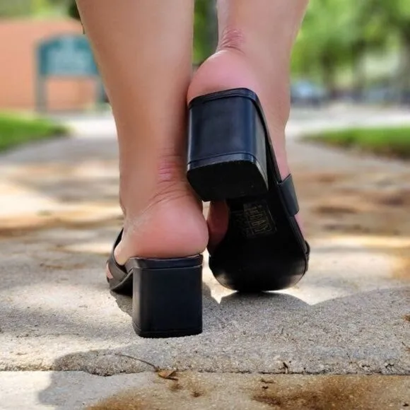 Women's Black Square Sole Double Strap Chunky Heel Sandals