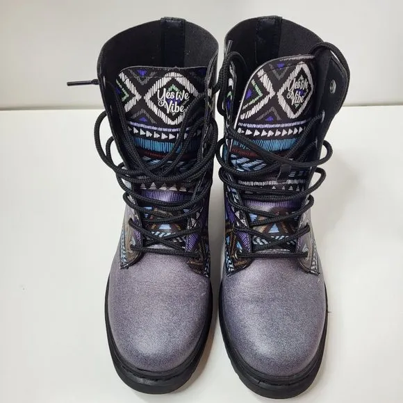 Yes We‎ Vibe Bohemianism Boots Purple Unisex Men's US Size 7.5 Women's US Size 9