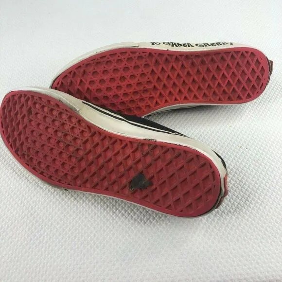 YO GABBA GABBA FOOFA SLIP ON SHOES SNEAKERS SIZE 4