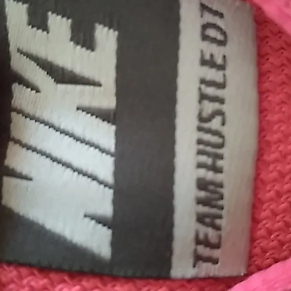 Youth Nike Team Hustle D7 pink and grey athletic shoes size 6 Youth. Excellent!!