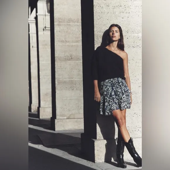 Zara Black faux Leather style Western cowboy  ankle heeled Boots