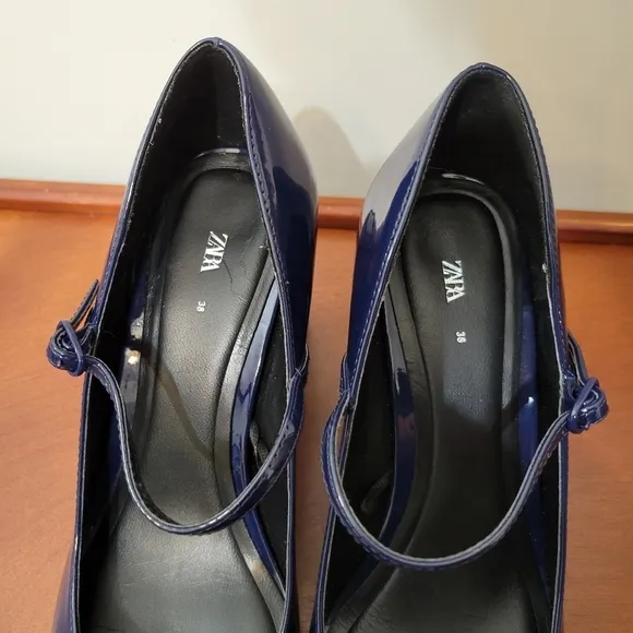 Zara Blue Faux Patent Leather Block Heel Mary Jane Side Strap Shoes Size 8