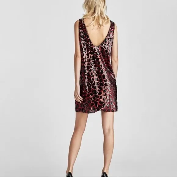 ZARA Dress Leopard Sequin Minidress Red Black Low Back Lined