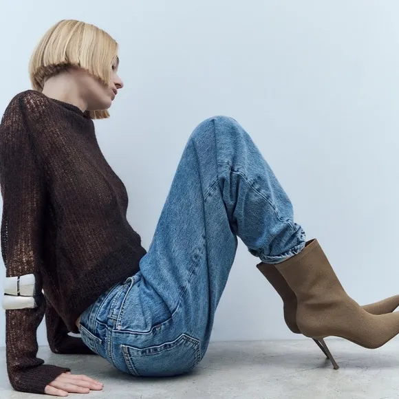 ZARA STRETCH FABRIC HEELED ANKLE BOOTS bloggers favorite