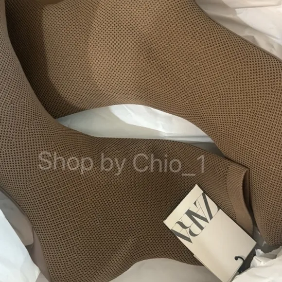 ZARA STRETCH FABRIC HEELED ANKLE BOOTS bloggers favorite